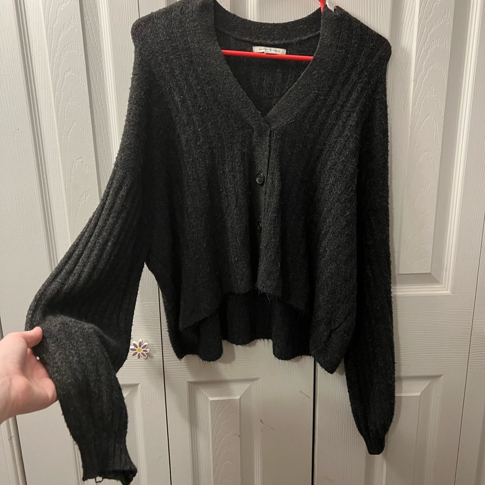 american eagle charcoal grey sweater
